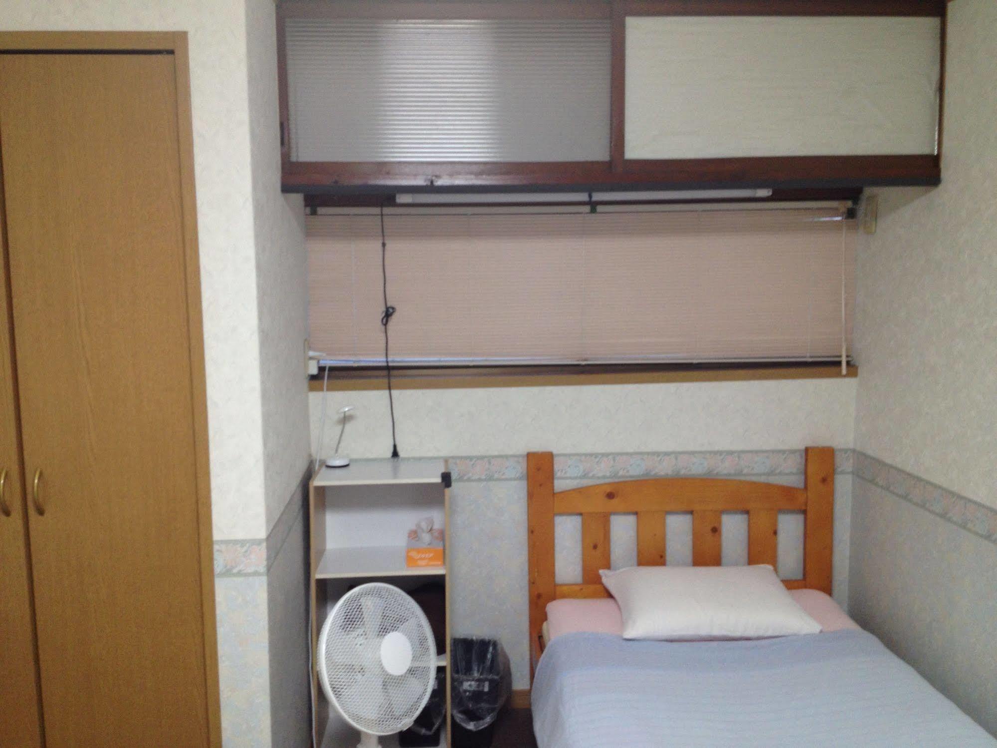 Now Travel Shinosaka Hotel Екстериор снимка