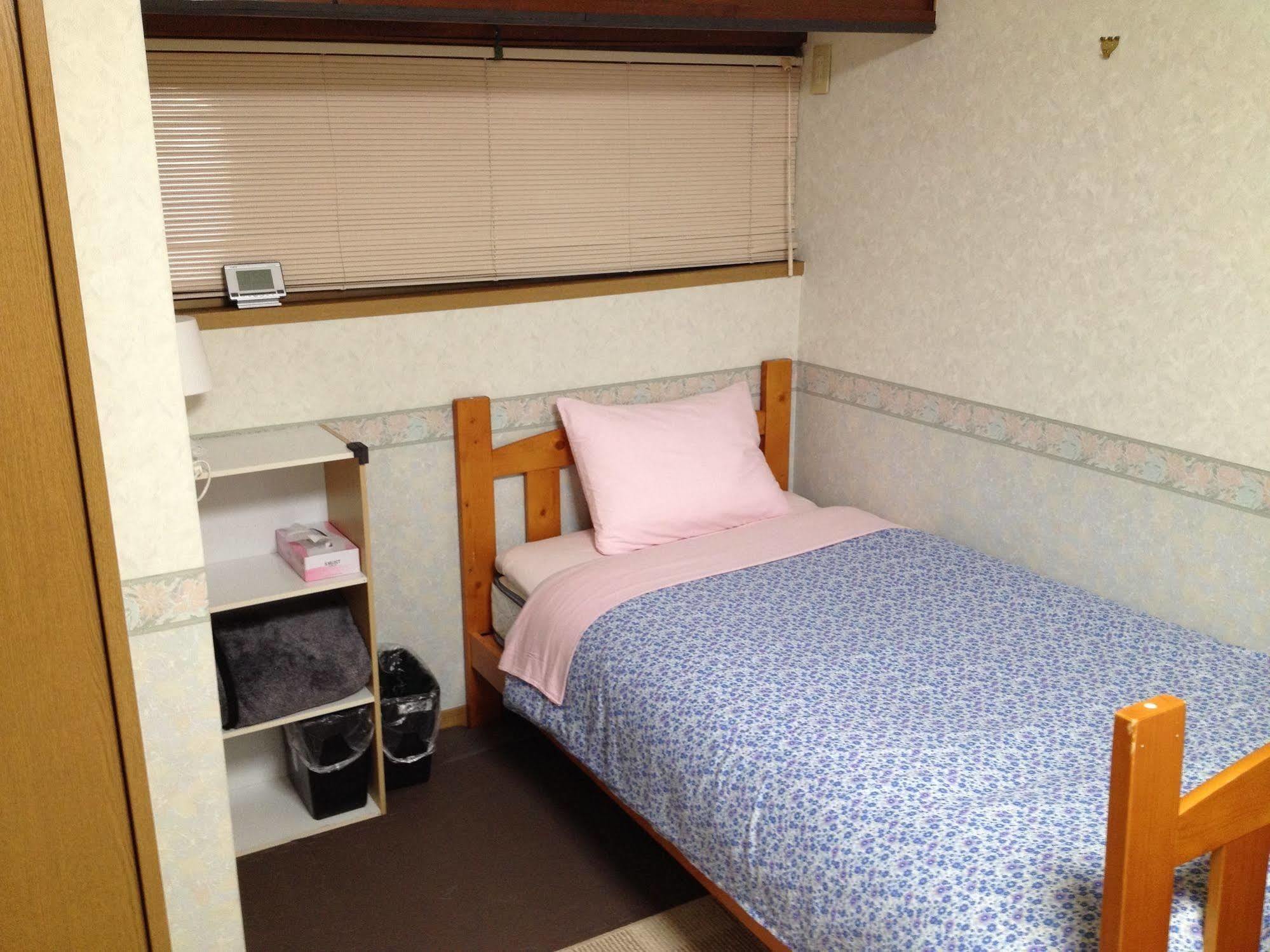 Now Travel Shinosaka Hotel Екстериор снимка